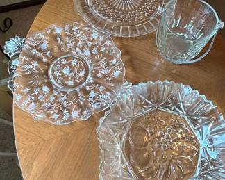 Federal Glass Pioneer Fruit Pattern Serving Platter and Ice Bucket Set