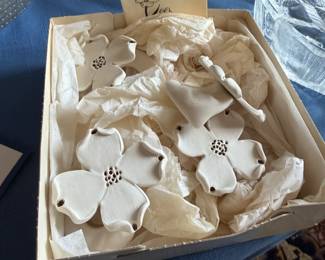 Vintage handmade dogwood flower napkin rings 