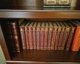 Complete set with dictionary.