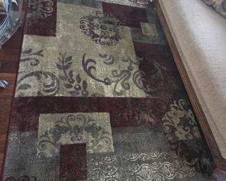 Beautiful rug in excellent condition.