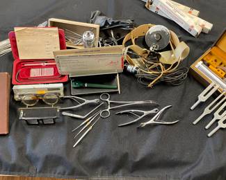 6	100.00	Vintage medical tools 