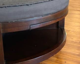23	80.00	Round ottoman was a coffee table 41Dx18H