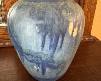 2	1600.00	Newcomb Pottery vase Live oaks, Spanish moss, full moon - marked UE 91- 8"T x 7"W & signed UE41 - N 