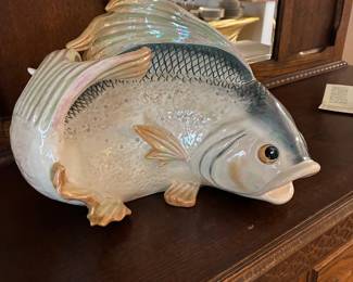 13	150.00	Vintage Glazed fish Ocean of Abundance soup terrine from Kaldun & Bogle - 15Wx12Dx9"H