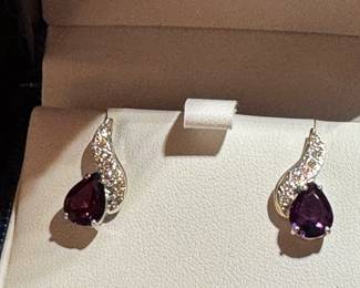 $450 - Pair of Amethyst earringd with diamonds 14kt - 3.9gr