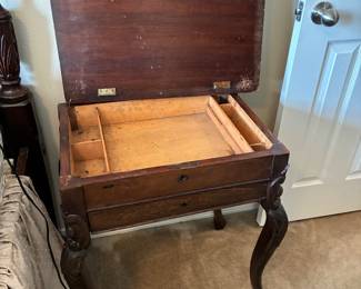 72	150.00	Antique sewing table for threads 23Wx17Dx29H need top re attached 