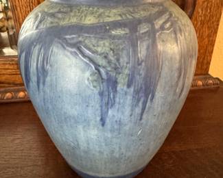 2	$1600.00	Newcomb Pottery vase Live oaks, Spanish moss, full moon - marked UE 91- 8"T x 7"W & signed UE41 - N 