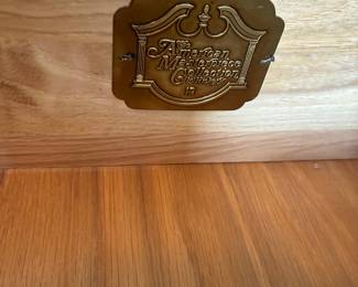 67	250.00	American materspiece collection by Hickory 66x19x32