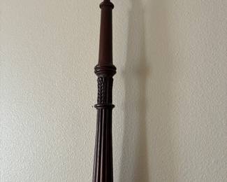 70	260.00	Queen size two poster bed - frame only mahogany