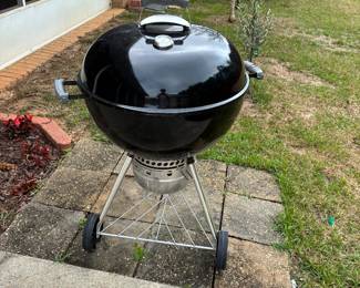 45	70.00	Weber King Kong portable charcoal grill 