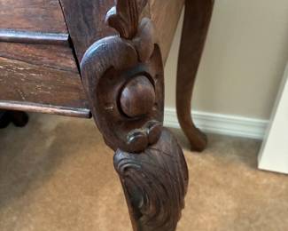 72	150.00	Antique sewing table for threads 23Wx17Dx29H need top re attached 