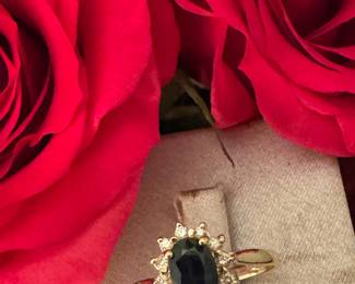 Sapphire & diamond ring - 18kt yellow gold - 2.7 gr - sz 8 1/2