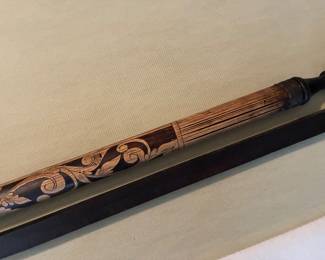 8	100.00	Carved Tapestry Holder