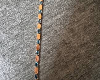 $675 - Blue topaz & 14kt gold bracelet - 6.2gr - 7 1/4"L 