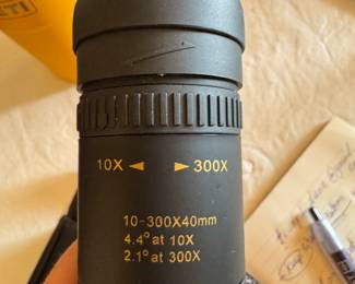 93	300.00	Camera bag includes Nikon D200 camera + lens Sigma DGMacro 50mm + Tokina SD 12-24 F4 (IF) DX + 10X-300X lens + tripod + flashes 