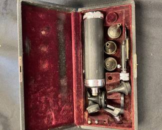 4	100.00	Antique nedical Otoscope - Ear Nose Throat- Oddity vintage Rochester NY medical 