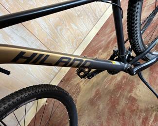 80	140.00	Hiland mountain bike with helmet 