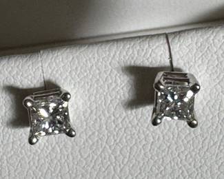 $500 - 1/2 ctw ERS princess 14kt white gold 0.9gr