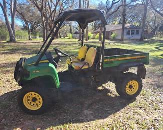 JOHN DEER GATOR 2009 XUV 4x4 Model XUV6201 Start Bid $3,900