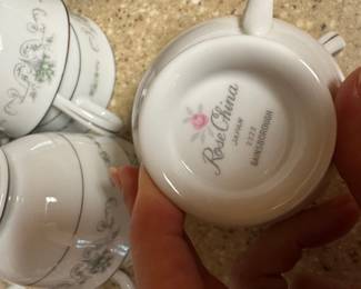 #96 - $150 -Rose china Japan 222 Gainsborough SET