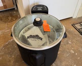 #62 - $175 - Masterbuilt electric turkey deepfryer or seafood kettle 