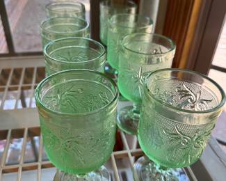 #92 Set of 8 Tiara Indiana Chantilly pattern green glasses $68