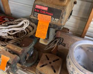 #105 - $60 - Craftsman 8" drill press 