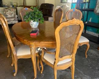 Thomasville dining set