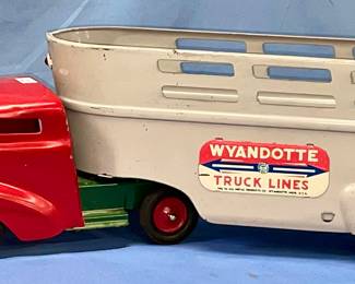 WYANDOTTE Toy Hauler