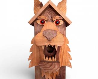 181 WoodenWolfFaceBirdhouseWallMount