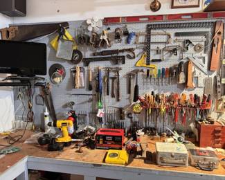 139 LargeWallMountedToolAssortmentwChargerDrillAnvil