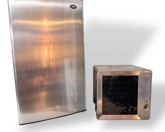 170 SanyoCompactRefrigeratorCuisinartWineCellar