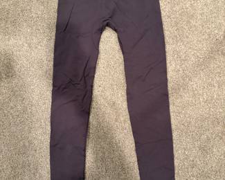 XS women's Gym Shark leggings