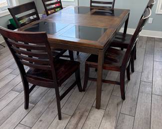 Dining room table