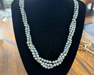 pearl necklace