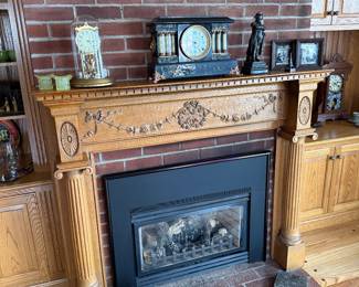 Family Room 
Anniversary clock
Mantle clock 