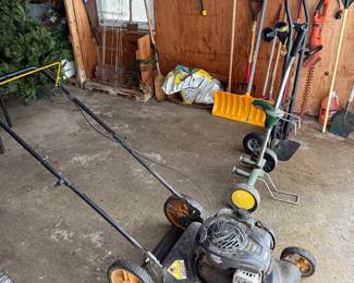 Garage 
Push mower