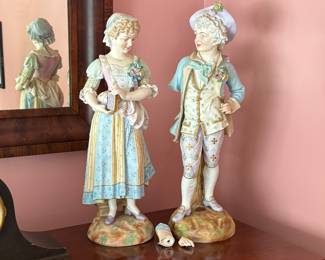 Living Room 
French couple as is