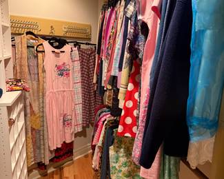 Primary 
Vintage clothing 