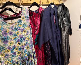 Primary 
Vintage clothing 