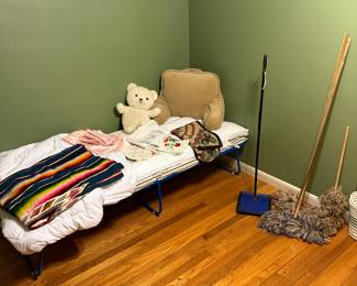 Upstairs Bedroom 