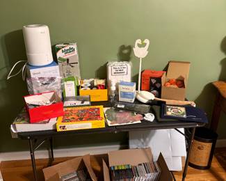 Upstairs Bedroom 
CDs 