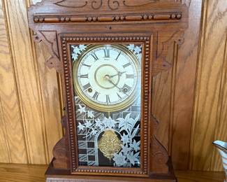 Family Room 
Mantle clock
