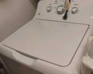 GE WASHER MATCHES DRYER