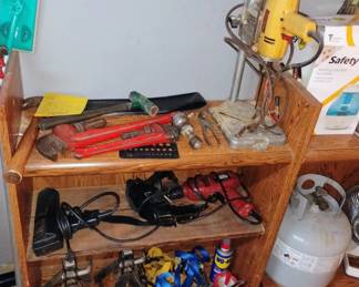 PIPE WRENCHES JACK STANDS AND MISC