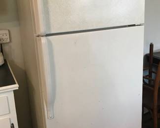 AMANA REFRIG/FREEZER