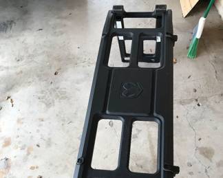 Ram Teuck bed divider