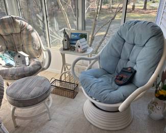 Swivel Chairs (sold separately)