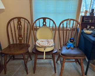 Antique chairs (1 set, 1 single)