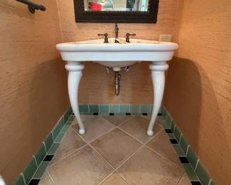 Pedestal Sink